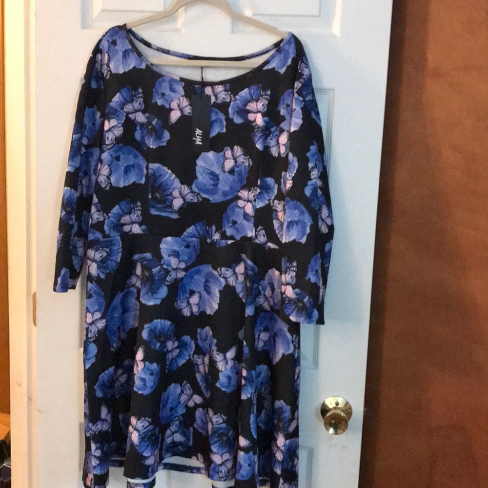 2xl NWT butterfly dress